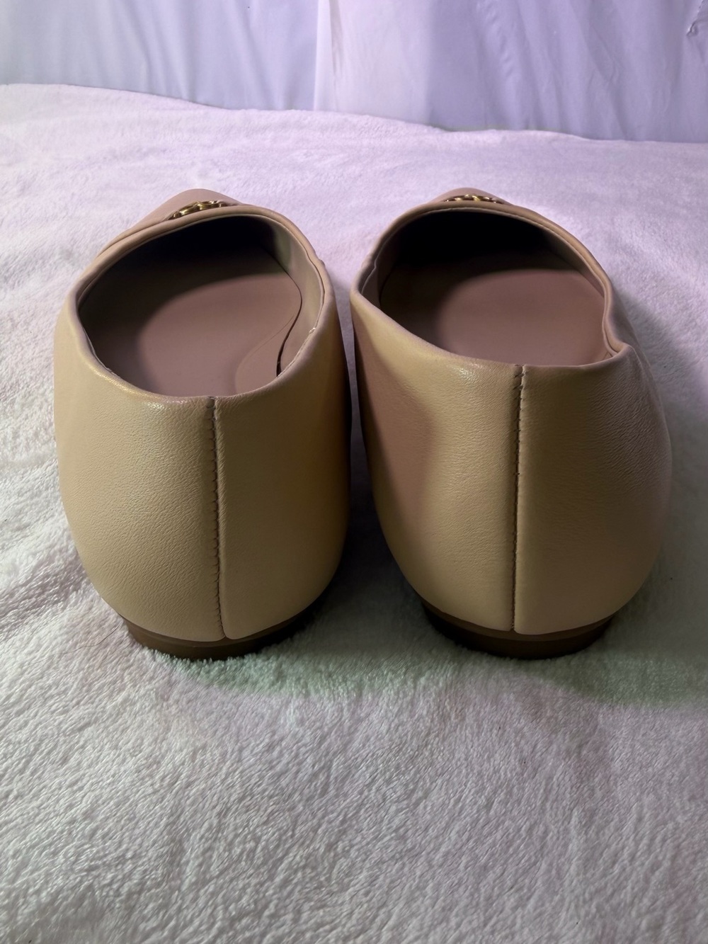 Giani Bernini Blush Nude Pointed-Toe Flats with Gold Hardware - Picture 6 of 9